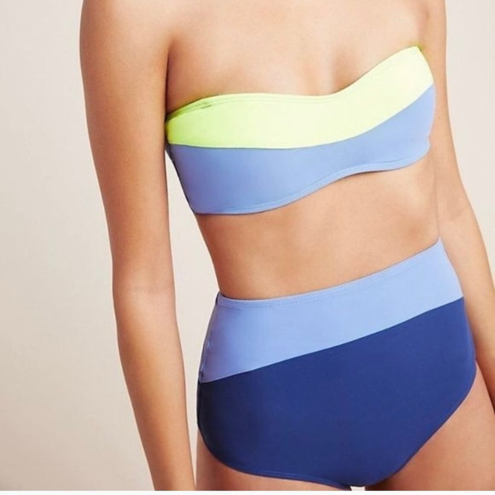 Flagpole High-rise  Bikini Bottom